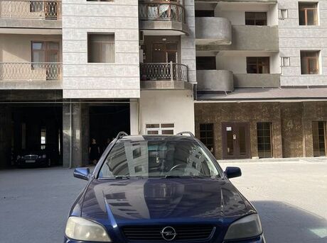 Opel Astra 2000