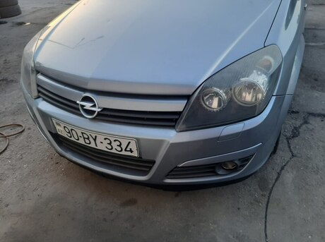 Opel Astra 2005