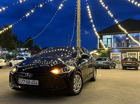 Hyundai Elantra 2018