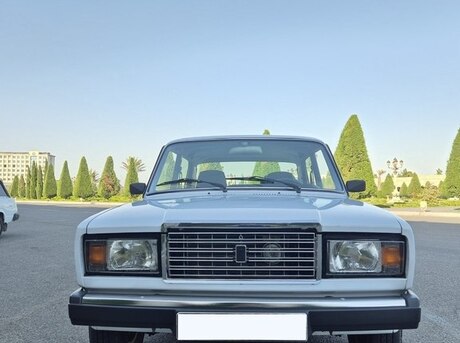 LADA (VAZ) 2107