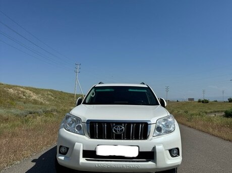 Toyota Land Cruiser Prado 2010