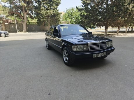 Mercedes 190 1989