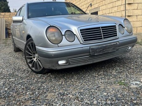 Mercedes E 230 1996