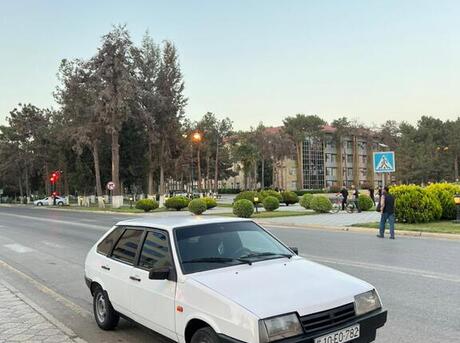 LADA (VAZ) 2109 1990