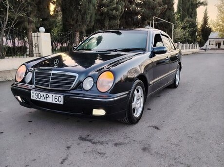 Mercedes E 220 d 2000