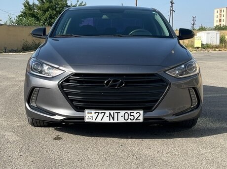 Hyundai Elantra