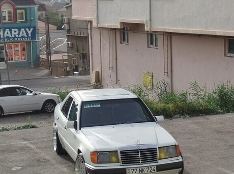 Mercedes E 230 1990