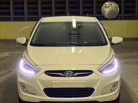Hyundai Accent 2013