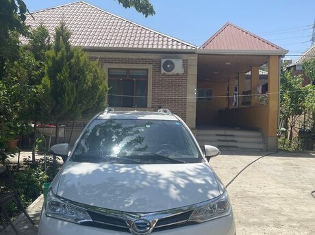 Toyota Corolla Fielder 2017