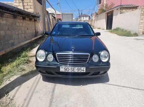 Mercedes E 220 d 2001