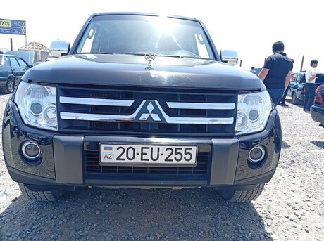Mitsubishi Pajero 2008