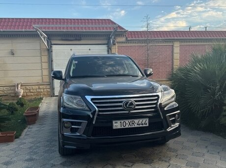 Lexus LX 570 2011
