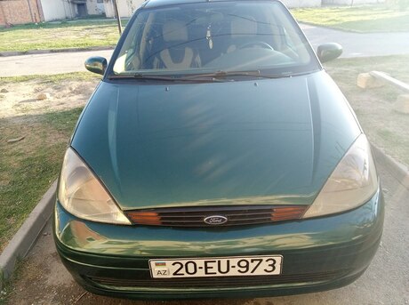 Ford Focus 2000