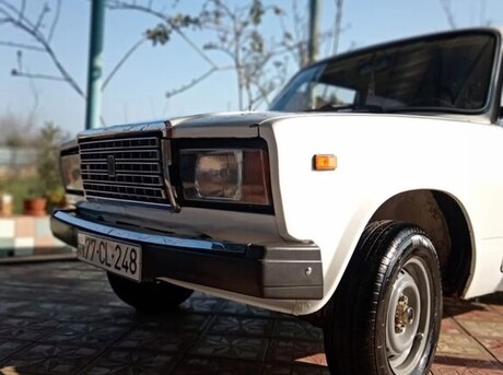 LADA (VAZ) 2107 2005