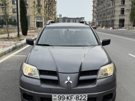 Mitsubishi Outlander 2005