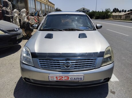 Nissan Teana 2004