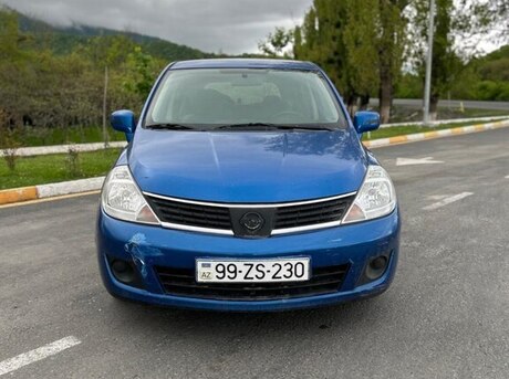Nissan Tiida 2007