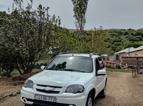 Chevrolet Niva 2015