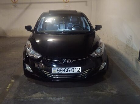 Hyundai Elantra 2013
