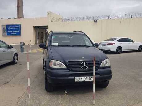 Mercedes ML 270 4MATIC 2001