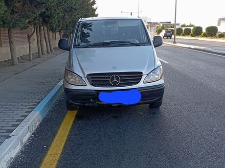Mercedes Vito 115 2005