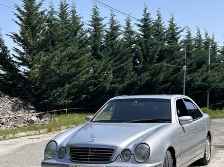 Mercedes E 270 2000