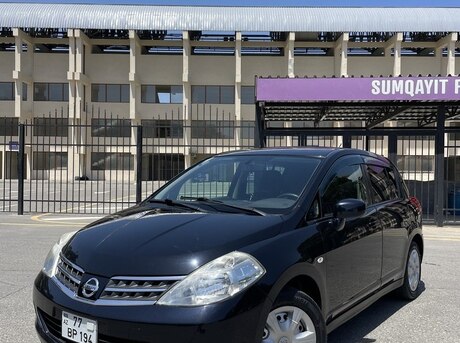 Nissan Tiida 2012