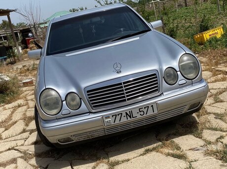 Mercedes E 240 1998