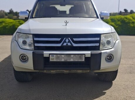 Mitsubishi Pajero 2008