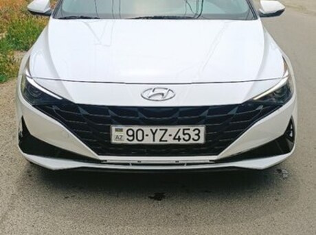 Hyundai Elantra 2021
