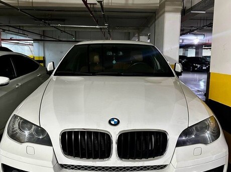 BMW X6 2011