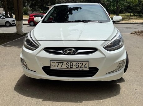 Hyundai Accent 2013