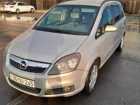 Opel Zafira 2005