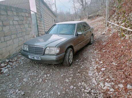 Mercedes E 200 1991