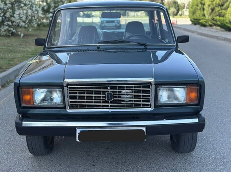 LADA (VAZ) 2107 2010