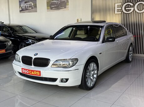 BMW 740