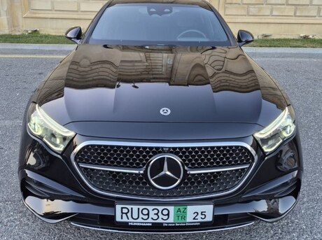 Mercedes E 300 e 2023