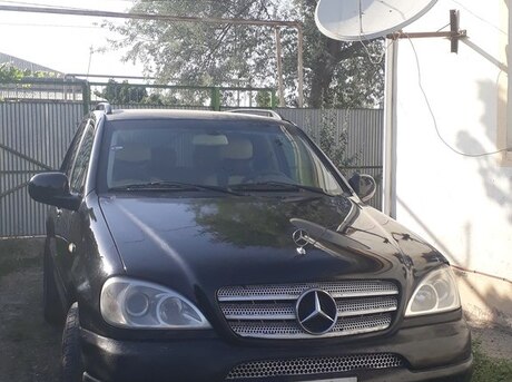 Mercedes ML 320 4MATIC 2000