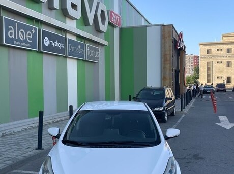 Hyundai Avante 2015