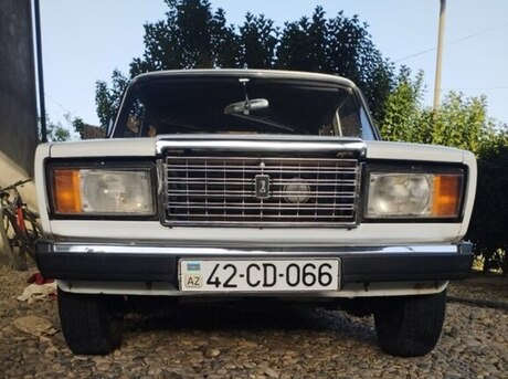 LADA (VAZ) 2107 2010