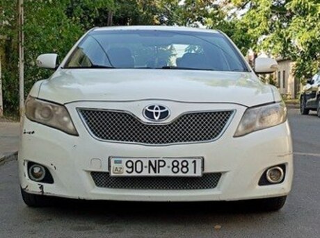 Toyota Camry 2011