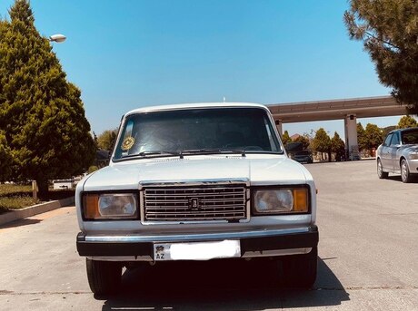 LADA (VAZ) 2107 2001