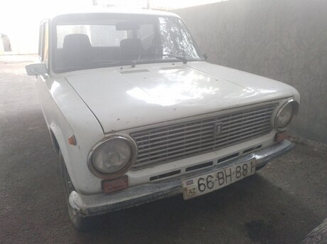 LADA (VAZ) 21011 1989