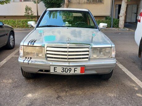 Mercedes 190 1988