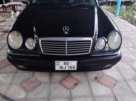 Mercedes E 240 1998