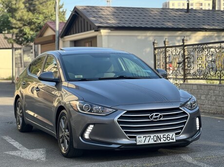 Hyundai Elantra