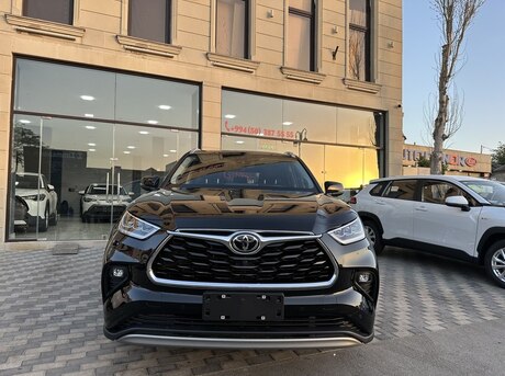 Toyota Highlander 2025