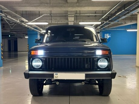 LADA (VAZ) Niva 2015
