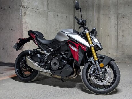 Suzuki GSX-S1000