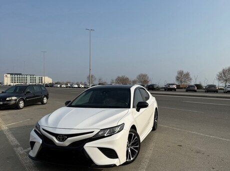 Toyota Camry 2018